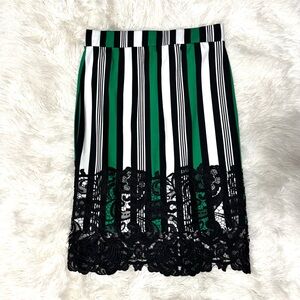 Chic Striped Pencil Skirt with Lace Trim